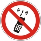 Р18. Запрещается пользоваться мобильным (сотовым) телефоном или переносной рацией